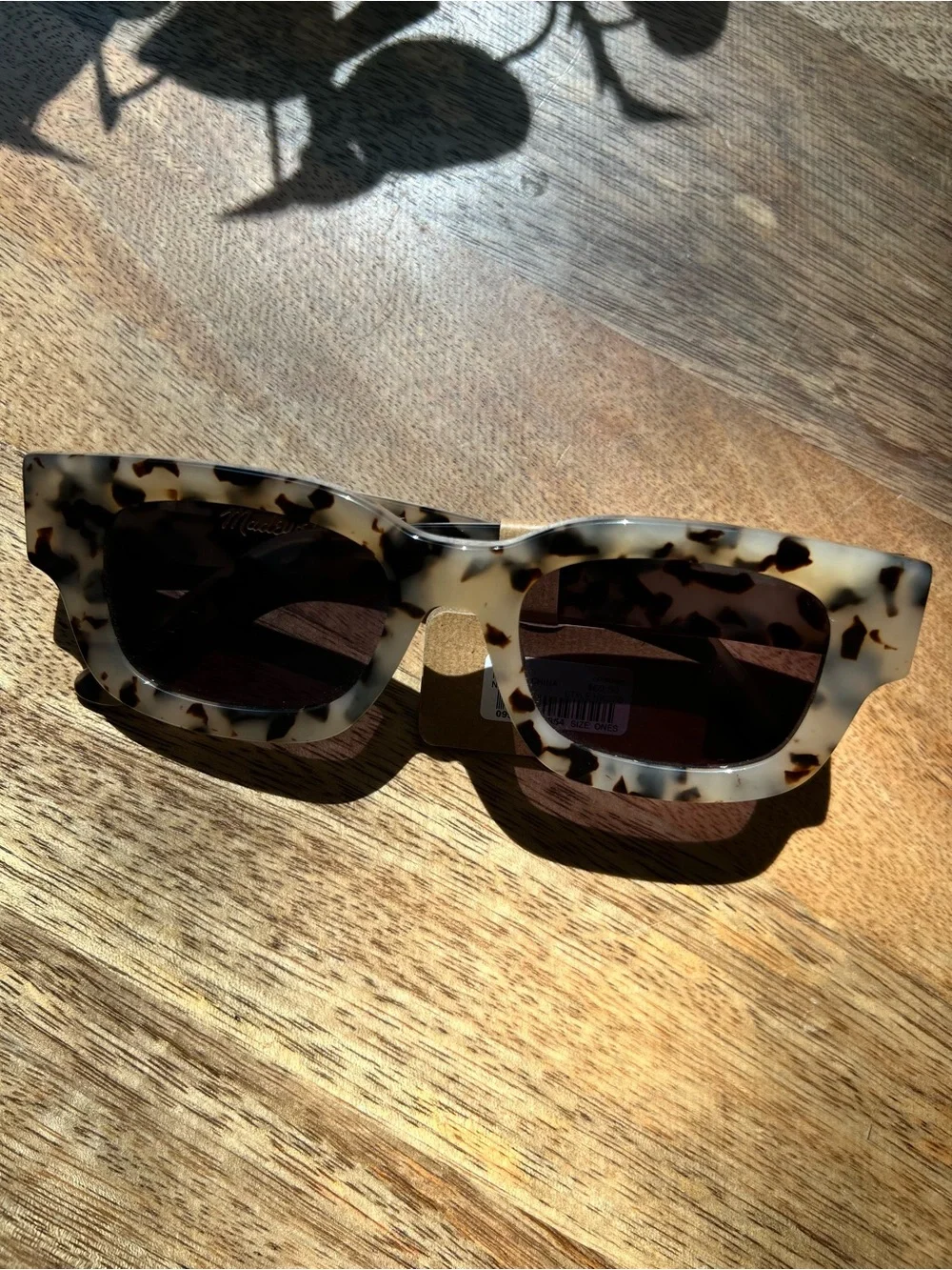 Madewell Safton Sunglasses in French Vanilla Tortoise